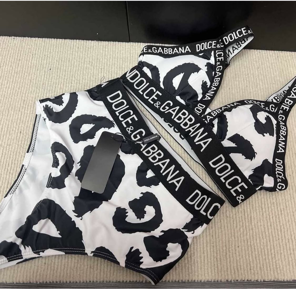 D&G Set (BW)